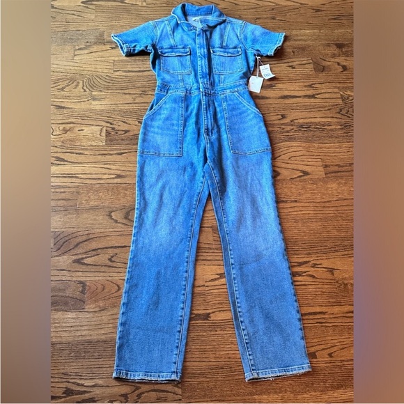 NWT Good American Utility Medium Wash Jumpsuit Sz 2/M Zip - Picture 2 of 5